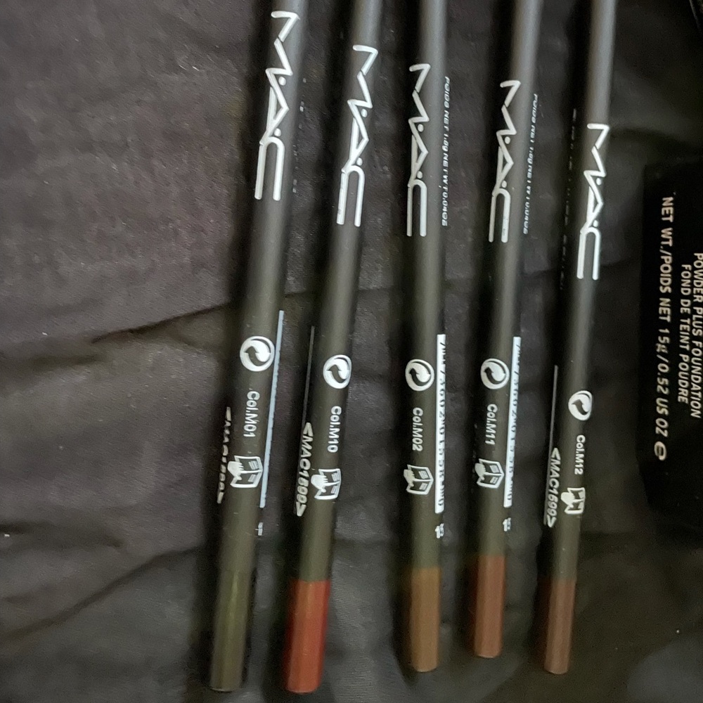 💕MAC Lip/Eye Pencil Set Bundle